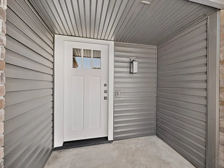 6708 Johnnie Ct — Photo 6