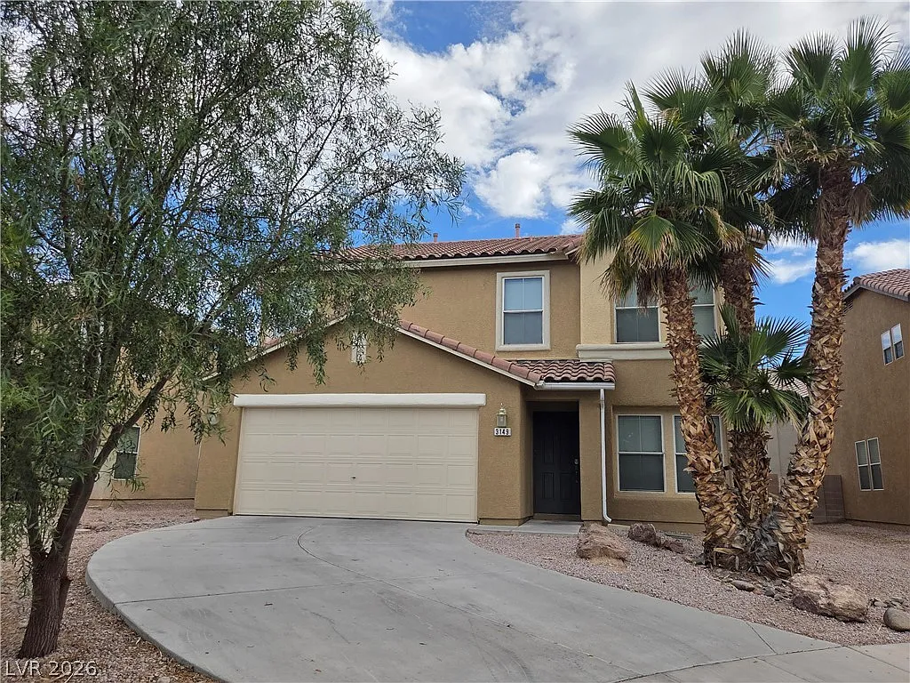 5 bed, 2.5 bath, 2784 sqft, $2,325 — Photo 1
