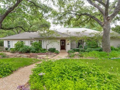 10560 Les Jardins Dr, Dallas, TX, 75229