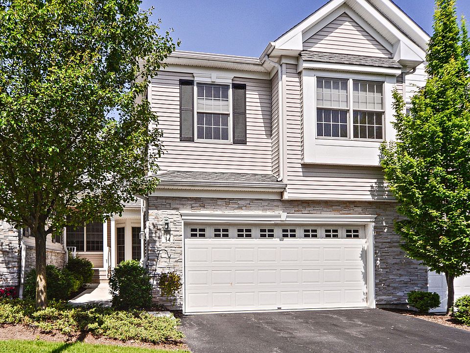 1st image of 14 Cheryl Ln