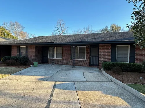 1550 Stark Ave #5 Photo 1