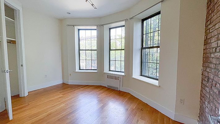 1st image of 1058 Bergen St #2RE