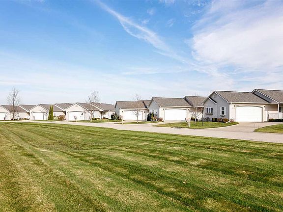2nd image of 2060 Landview Dr