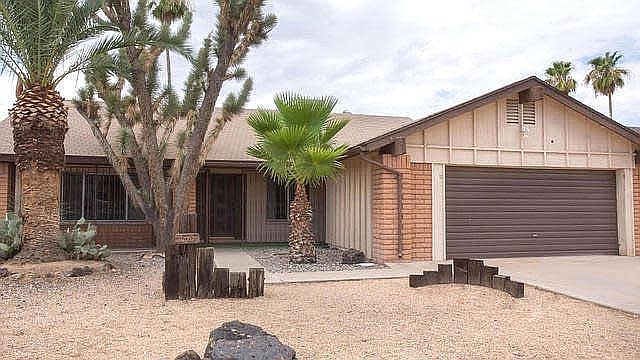 1st image of 2709 E Corrine Dr