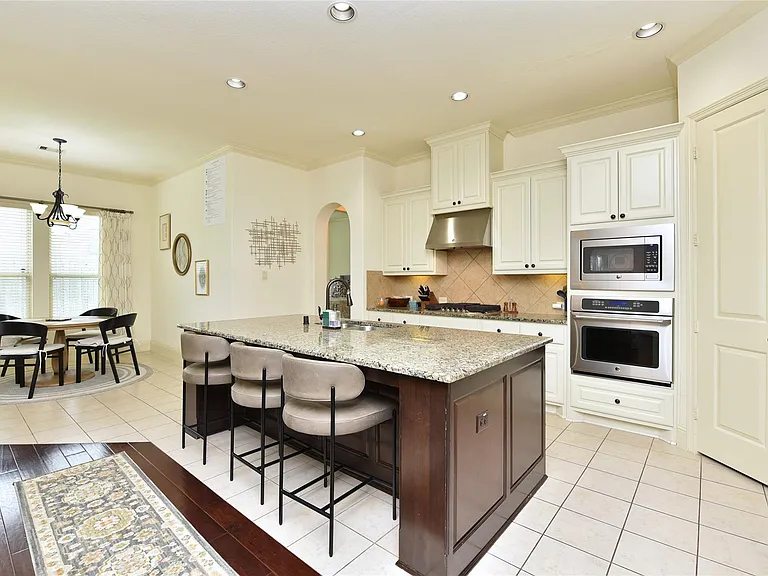 13117 Stoneleigh Terrace Dr — Photo 14