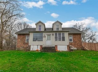 3152 E River Rd, Sheffield Village, OH 44054