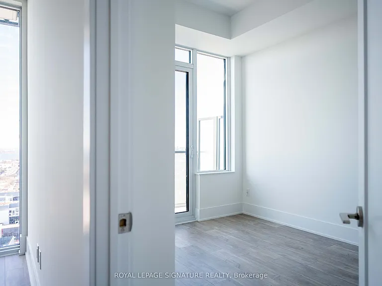 470 Front St W #3503 — Photo 9