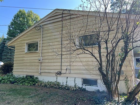 5th image of 336 E Maitland Ln