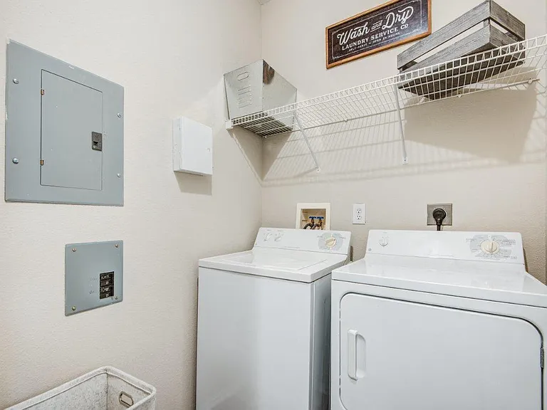 Village at Potomac Falls Apartment Homes — Photo 13