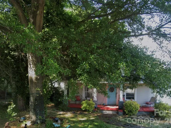 3100 Avalon Ave, Charlotte, NC 28208