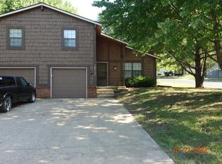 16111 W 141st Ter, Olathe, KS 66062