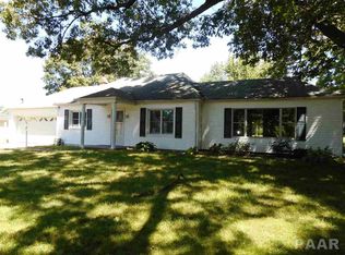 415 W Vine St, Toulon, IL 61483