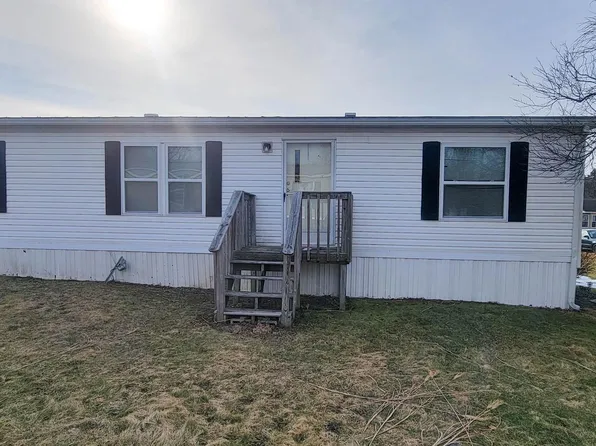 60 Meadowview Dr, New Bloomfield, PA 17068