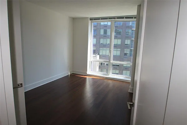 Rented by Space Marketing Shop | media 55