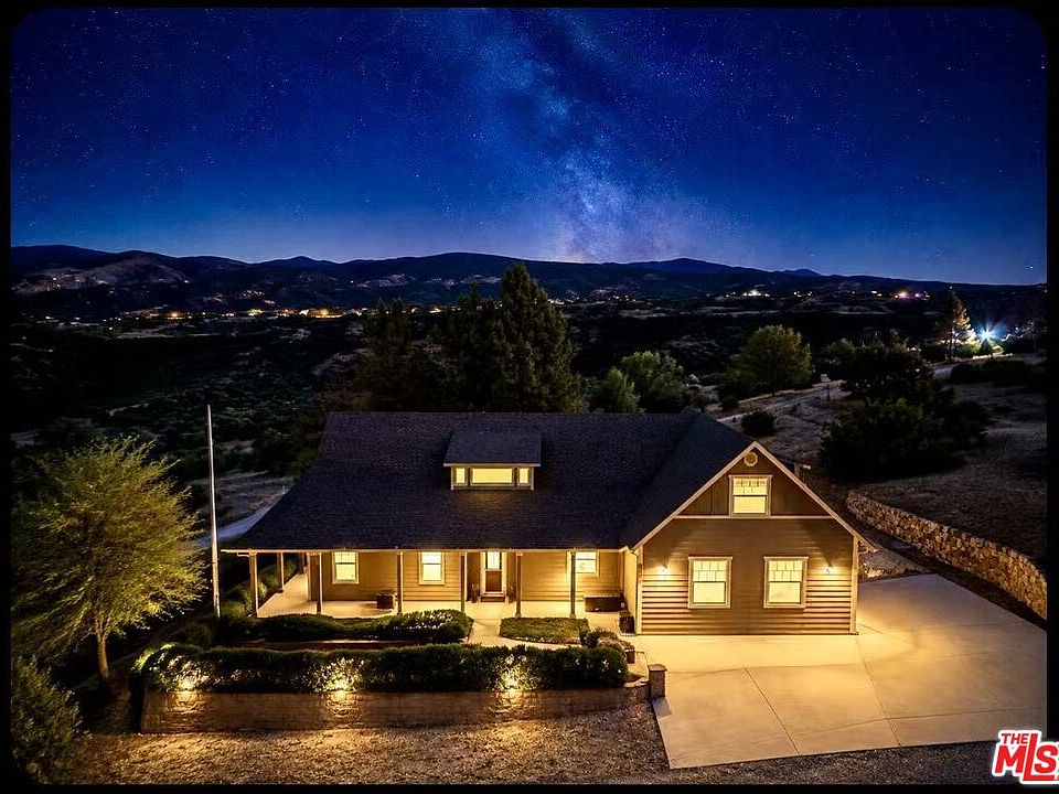 1st image of 18087 Newview Dr