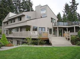 7031 156th St SW, Edmonds, WA 98026