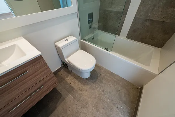 Rented by Nooklyn NYC LLC | media 83