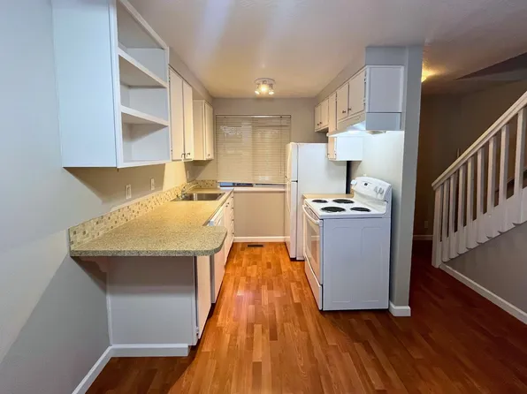 500 Jefferson St APT 8, Eugene, OR 97402