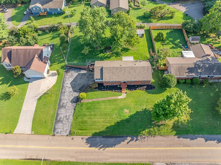 217 Buckingham Dr — Photo 52