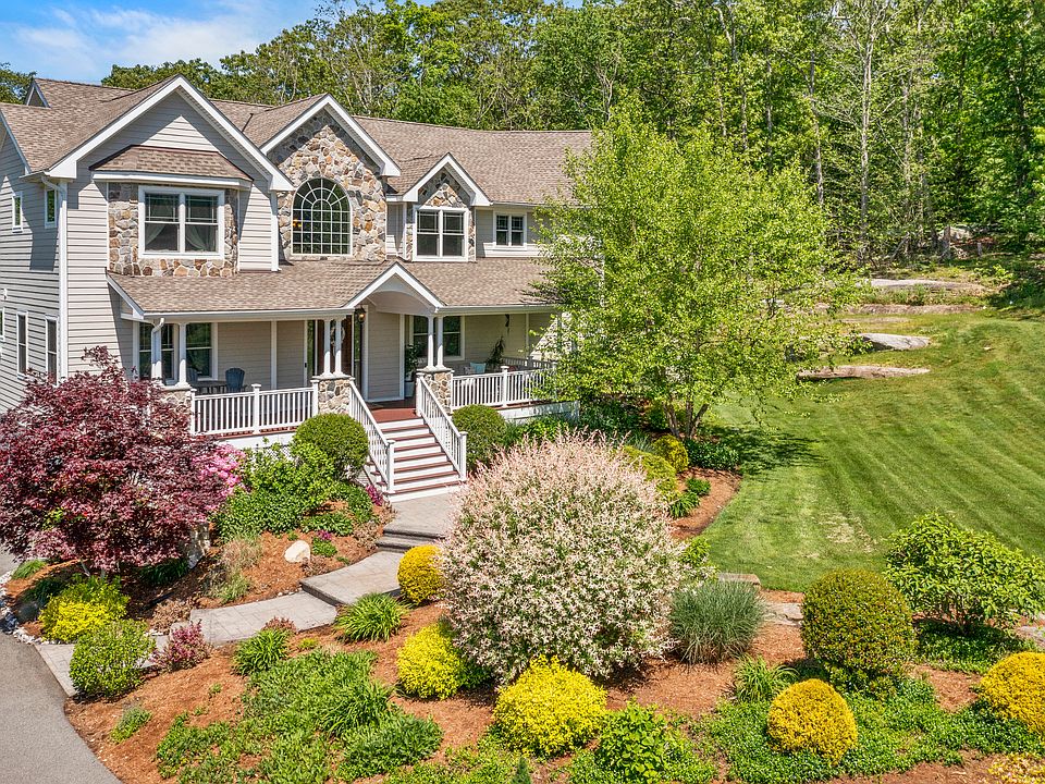 1st image of 32 River Road Drive