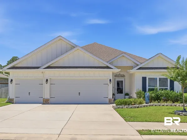 8735 Bronze Ln, Foley, AL 36535