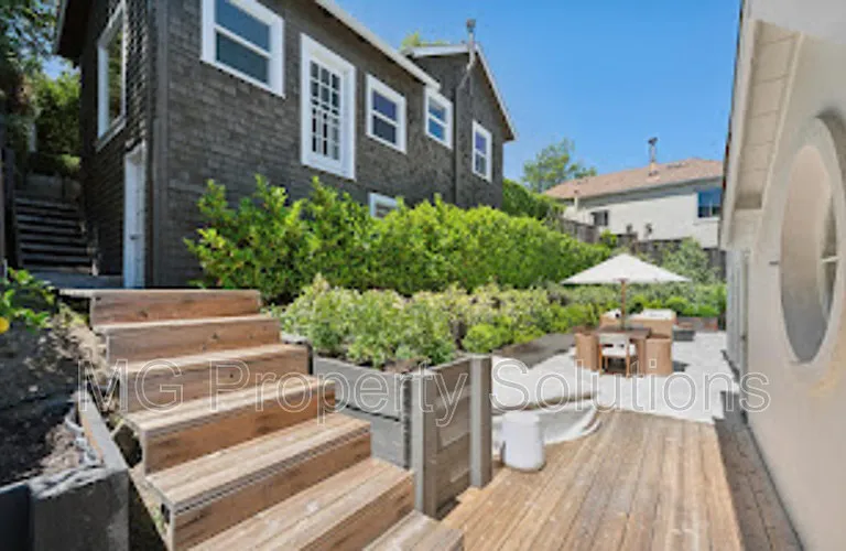 1405 San Anselmo Ave — Photo 5