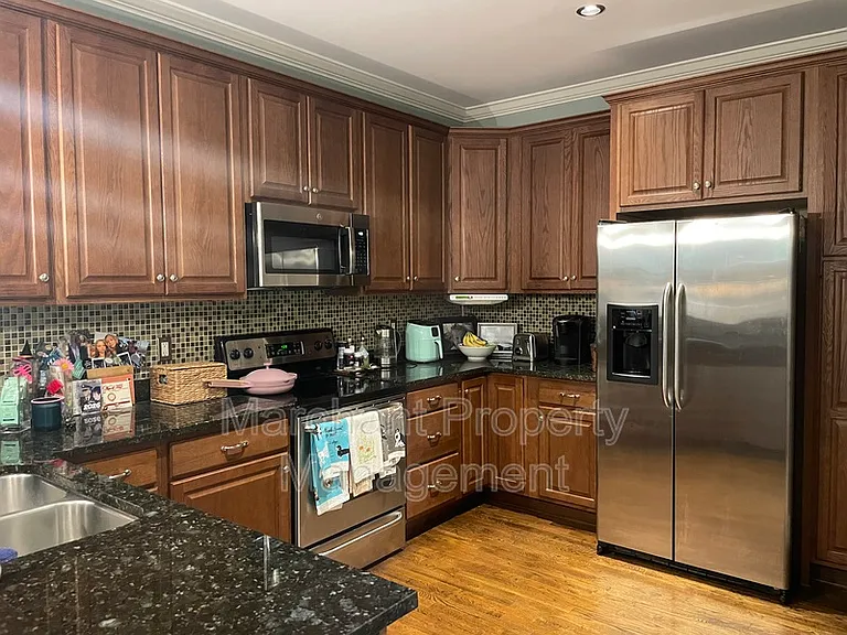 708 Bennett St #A — Photo 7
