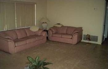 5th image of 215 Antigua Dr