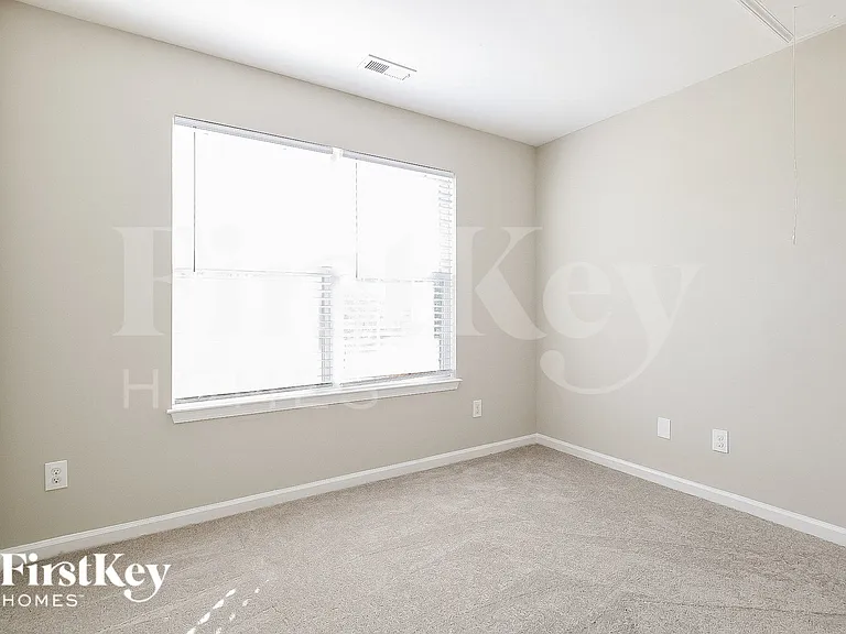 1400 Chimney Ridge Dr — Photo 12