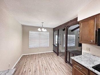 5th image of 1306 Gardenia Dr