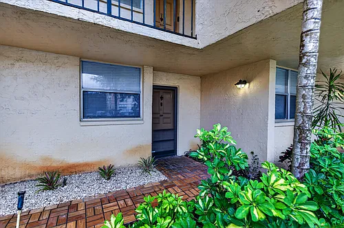 3671 Environ Blvd Photo 1