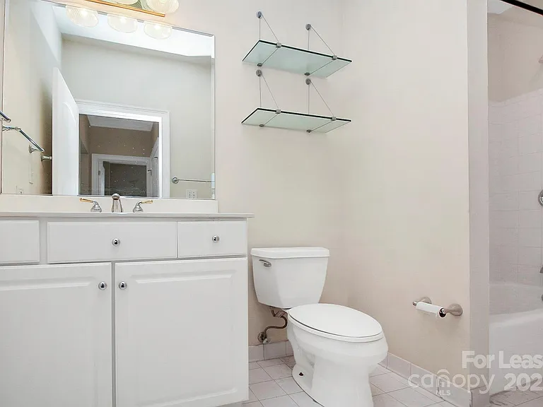 400 N Church St #414 — Photo 29