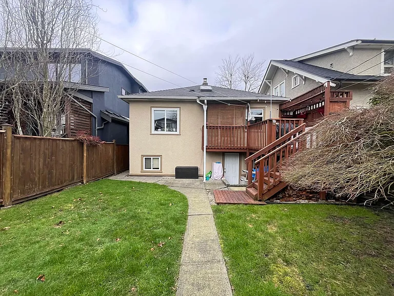 128 W 20th Ave — Photo 8