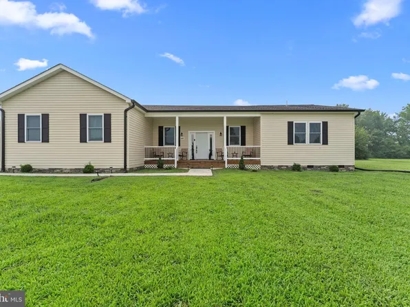 148 Matthews Cove Dr, Montross, VA 22520
