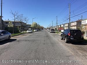 2nd image of 142 Mosel Ave