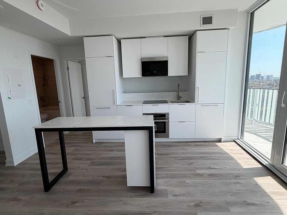 1st image of 1 Fairview Rd E #1002