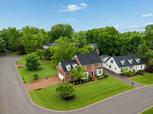 141 Cottonwood Dr, Franklin, TN 37069