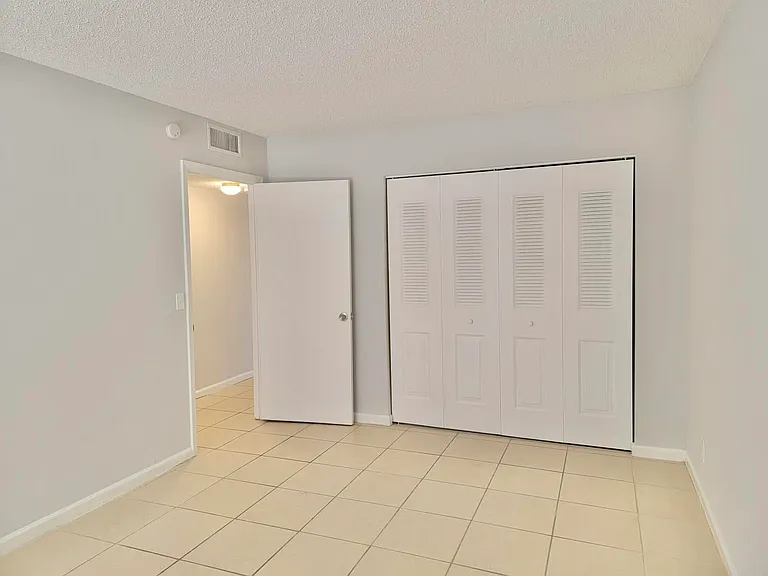 1500 N Congress Ave #B47 — Photo 11