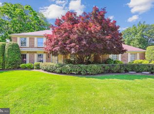 9301 Wooden Bridge Rd, Rockville, MD 20854