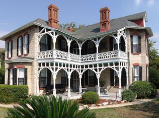 27 S 7th St, Fernandina Beach, FL 32034