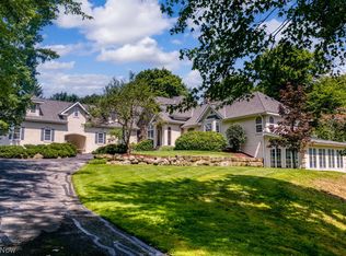 11700 Woodiebrook Rd, Chardon, OH 44024