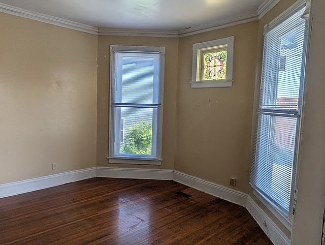 2nd image of 196 Main St #A