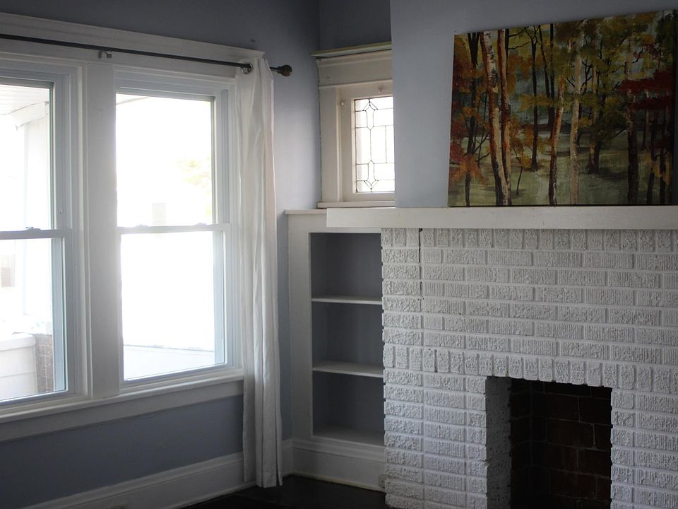 1st image of 1299 Idlewood Ave