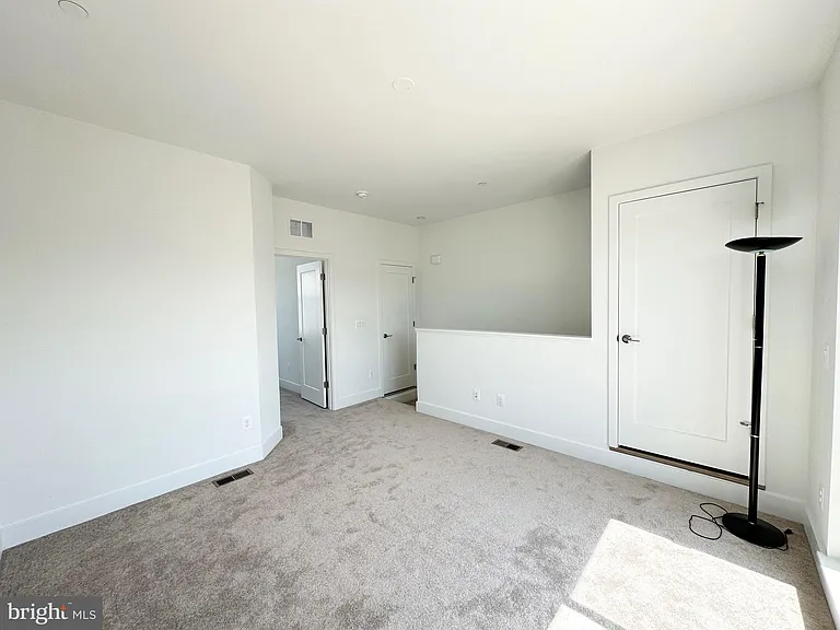 2081 Tysons Ridgeline Rd — Photo 9
