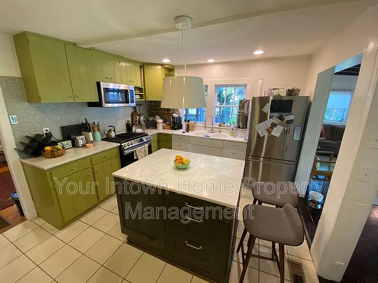 1080 Benteen Ave SE — Photo 24