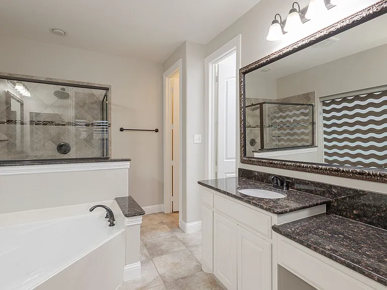 9704 Tanen Dr — Photo 7