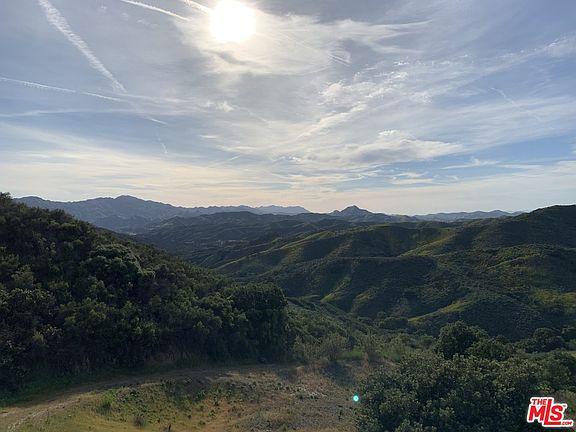 4th image of 0 Mulholland Hwy
