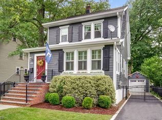 53 Minton Ave, Chatham, NJ 07928