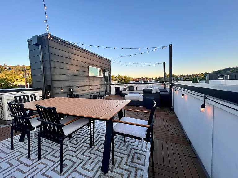 2609A SW Adams St — Photo 18