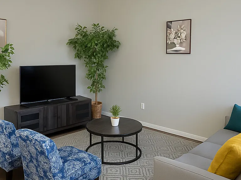 Leeann Dr — Photo 8